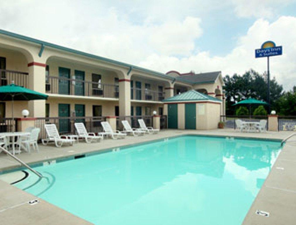 Days Inn & Suites By Wyndham Columbia Airport West Columbia Facilities photo